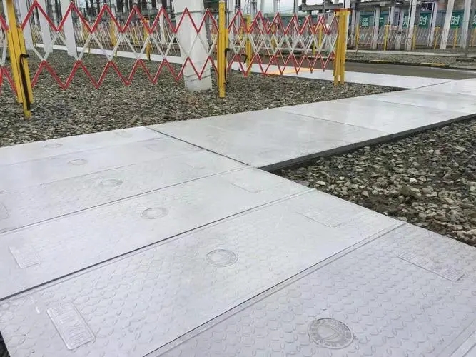 隧道复合盖板